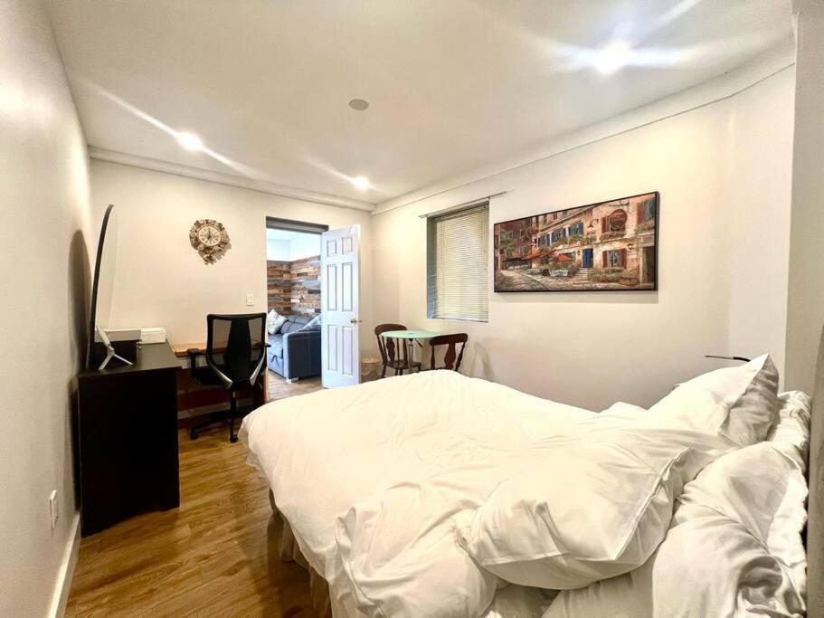 Westview Vacation Rental - Two Br House Норт-Ванкувер Екстер'єр фото