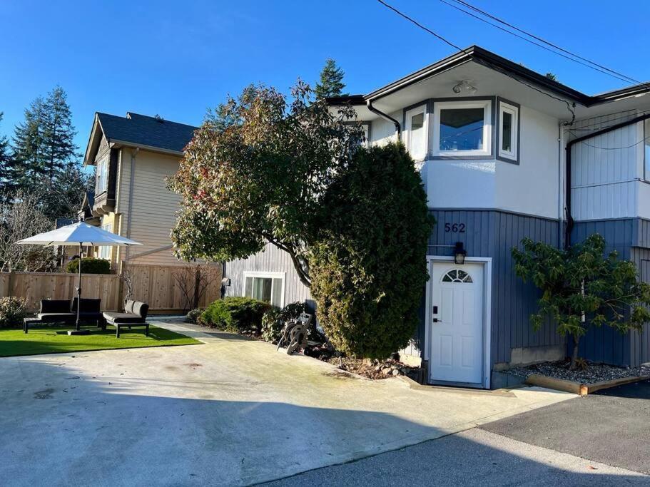 Westview Vacation Rental - Two Br House Норт-Ванкувер Екстер'єр фото